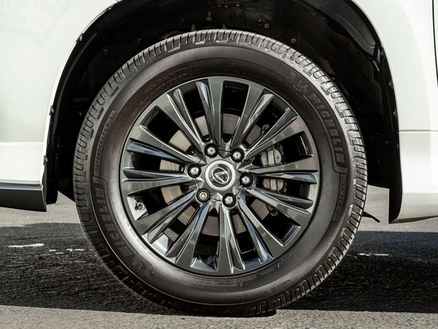 Used 2023 White Pearl Lexus 460 image 11
