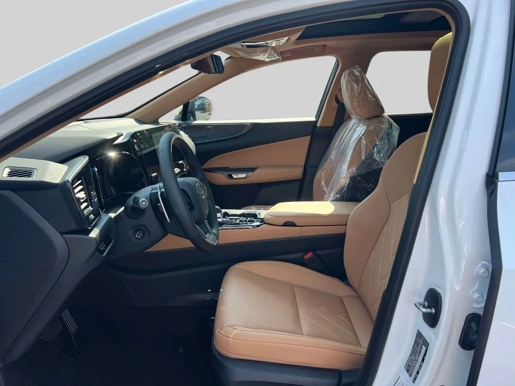 2026 Lexus NX 450h+ Luxury - Photo 10