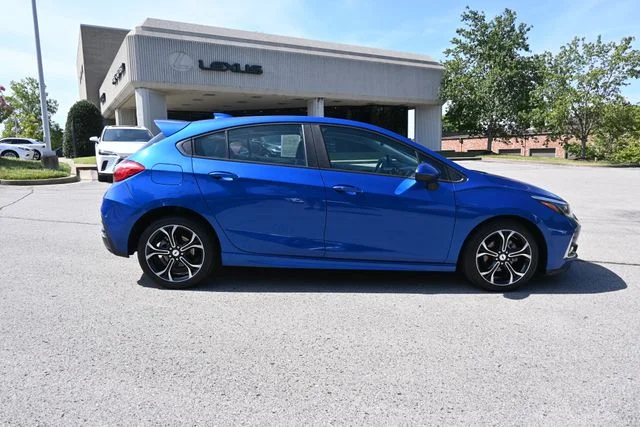 Used 2019 Blue Chevrolet LT image 2