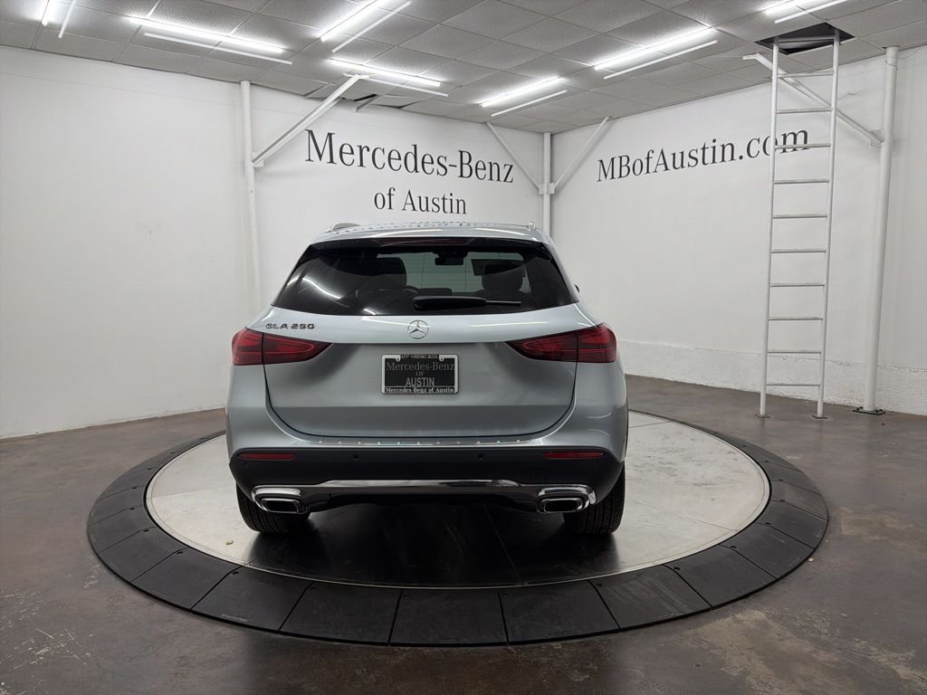 Used 2026 Silver Mercedes-Benz GLA 250 image 6