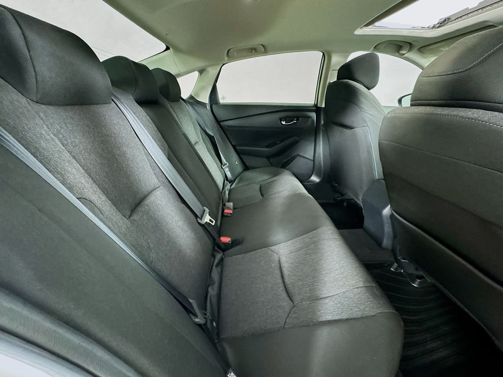 Used 2023 White Honda EX image 33