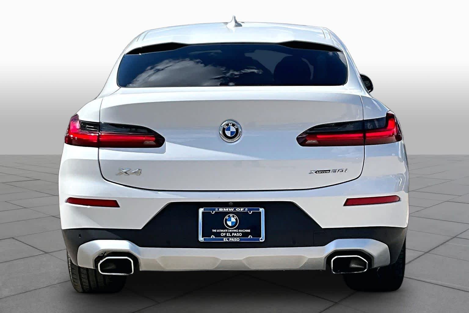Pre-Owned 2023 BMW X4 XDrive30i