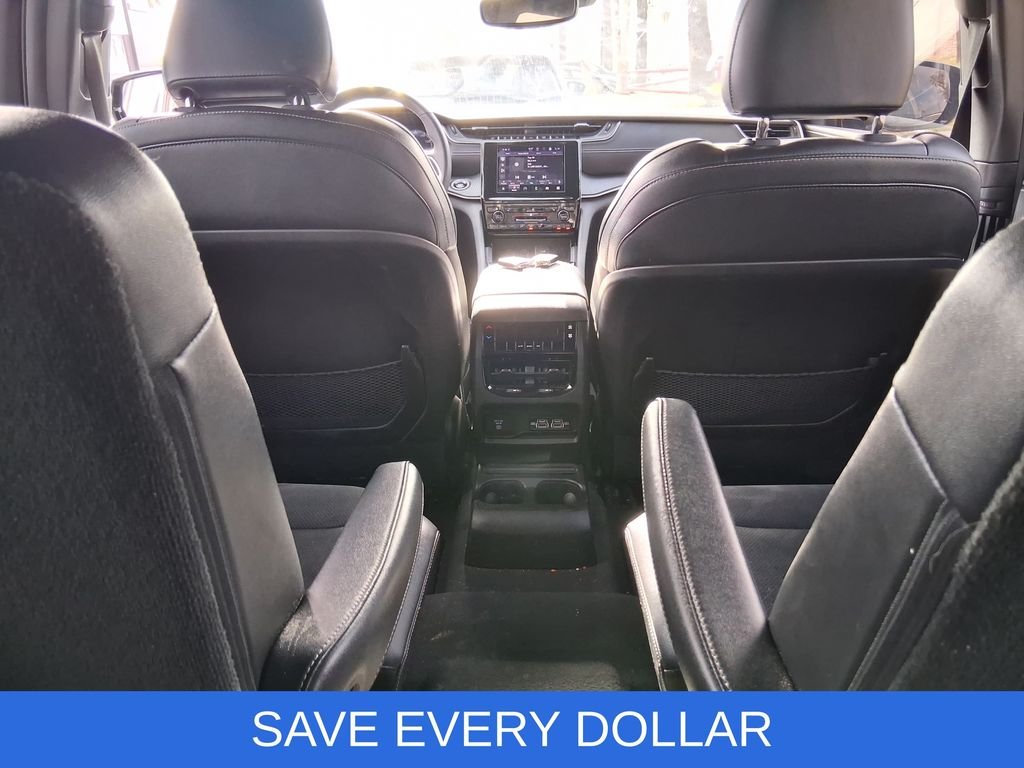 Used 2024 Gray Jeep Altitude X image 19