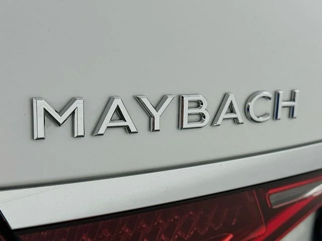 Used 2024 White Mercedes-Benz Maybach S 580 image 31