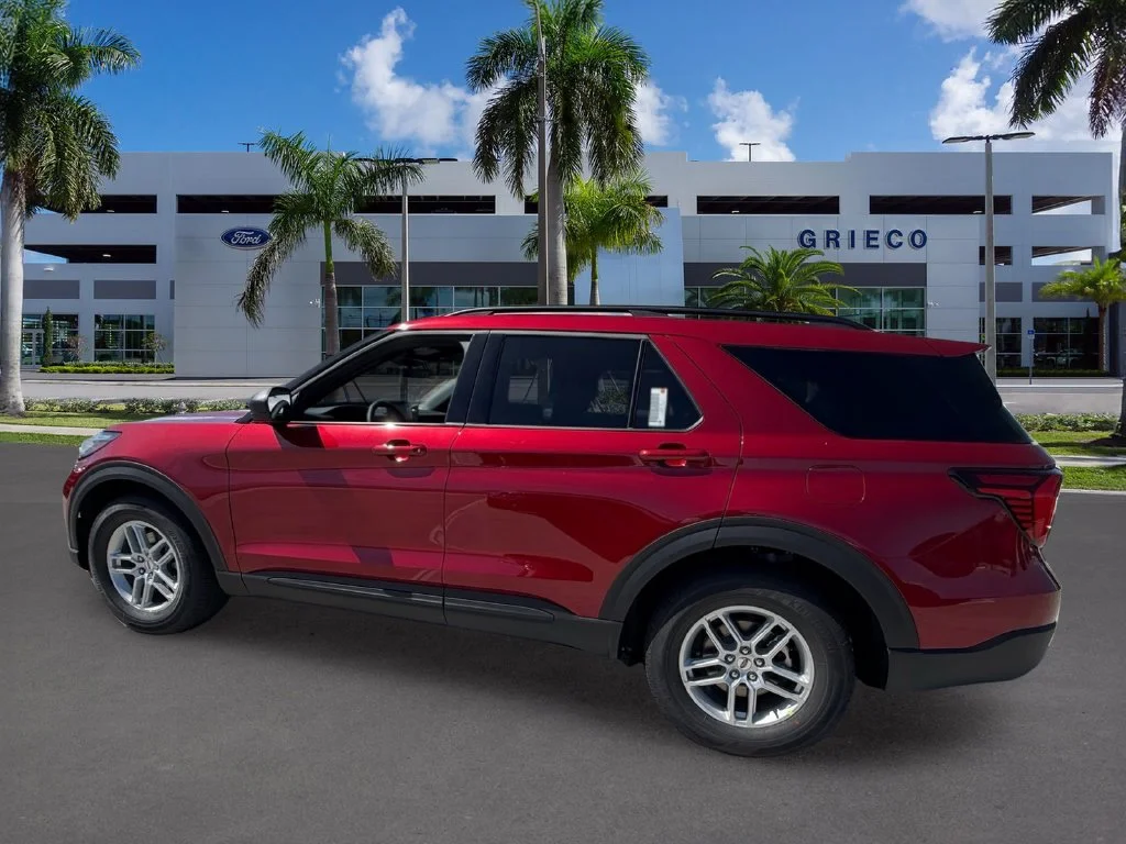 New 2027 Ruby Red Metallic Tinted Clearcoat Ford Active image 5