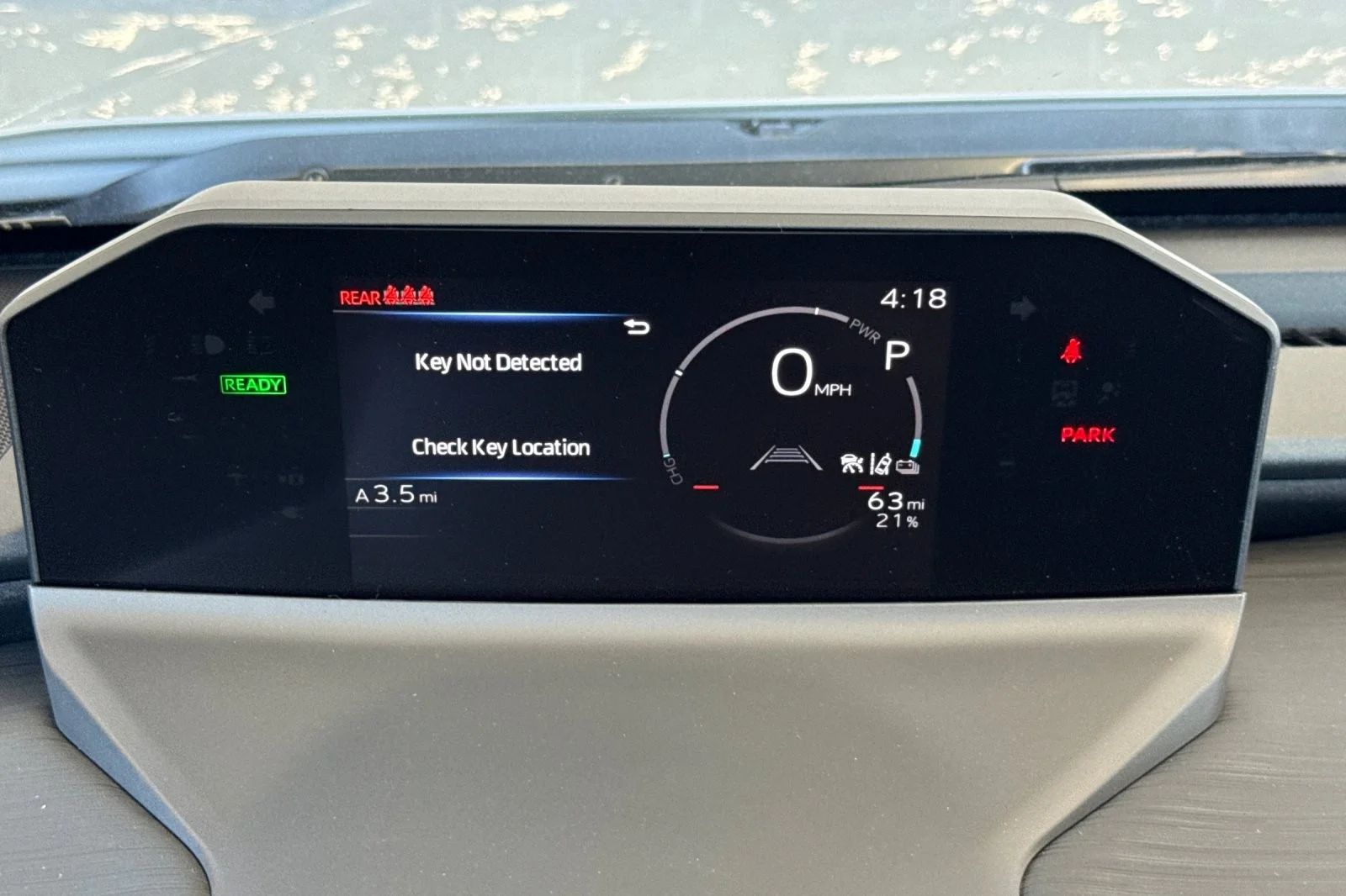 New 2026 Wind Chill Pearl <sup>1</sup> Toyota  SE image 23