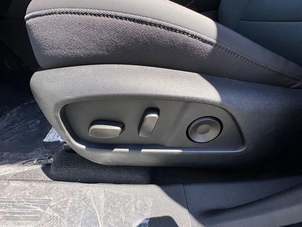 2026 GMC Terrain AT4 - Photo 16