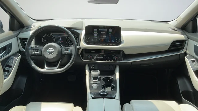 Used 2021 Blue Nissan SL image 9