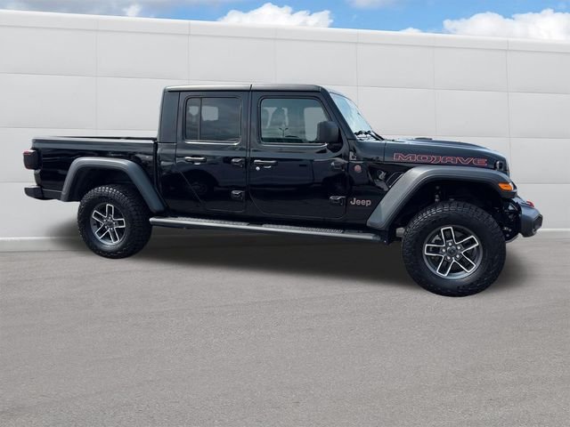 Certified Used 2025 Black Clearcoat Jeep Mojave image 7