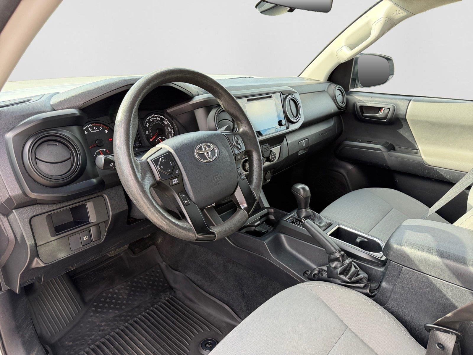 2019 Toyota Tacoma SR - Photo 16