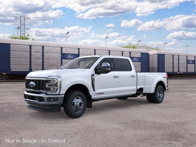 2026 Ford Super Duty F-350® Lariat®