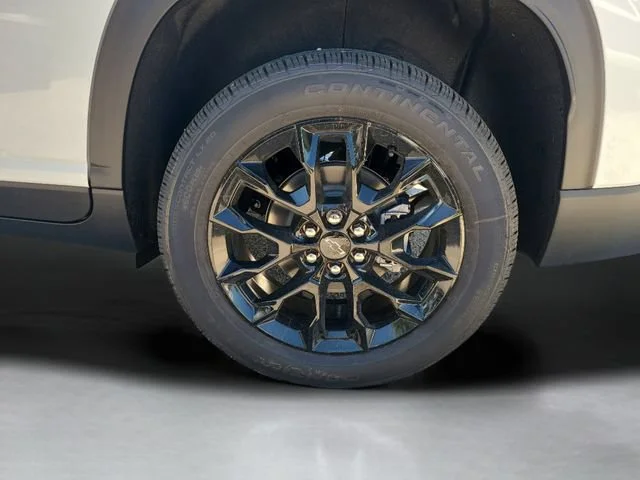 New 2026 Summit White Chevrolet LT image 13
