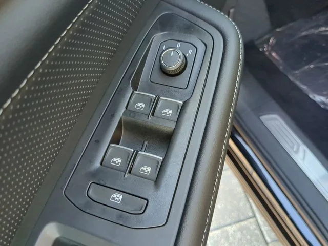 2026 Volkswagen Atlas SEL - Photo 19