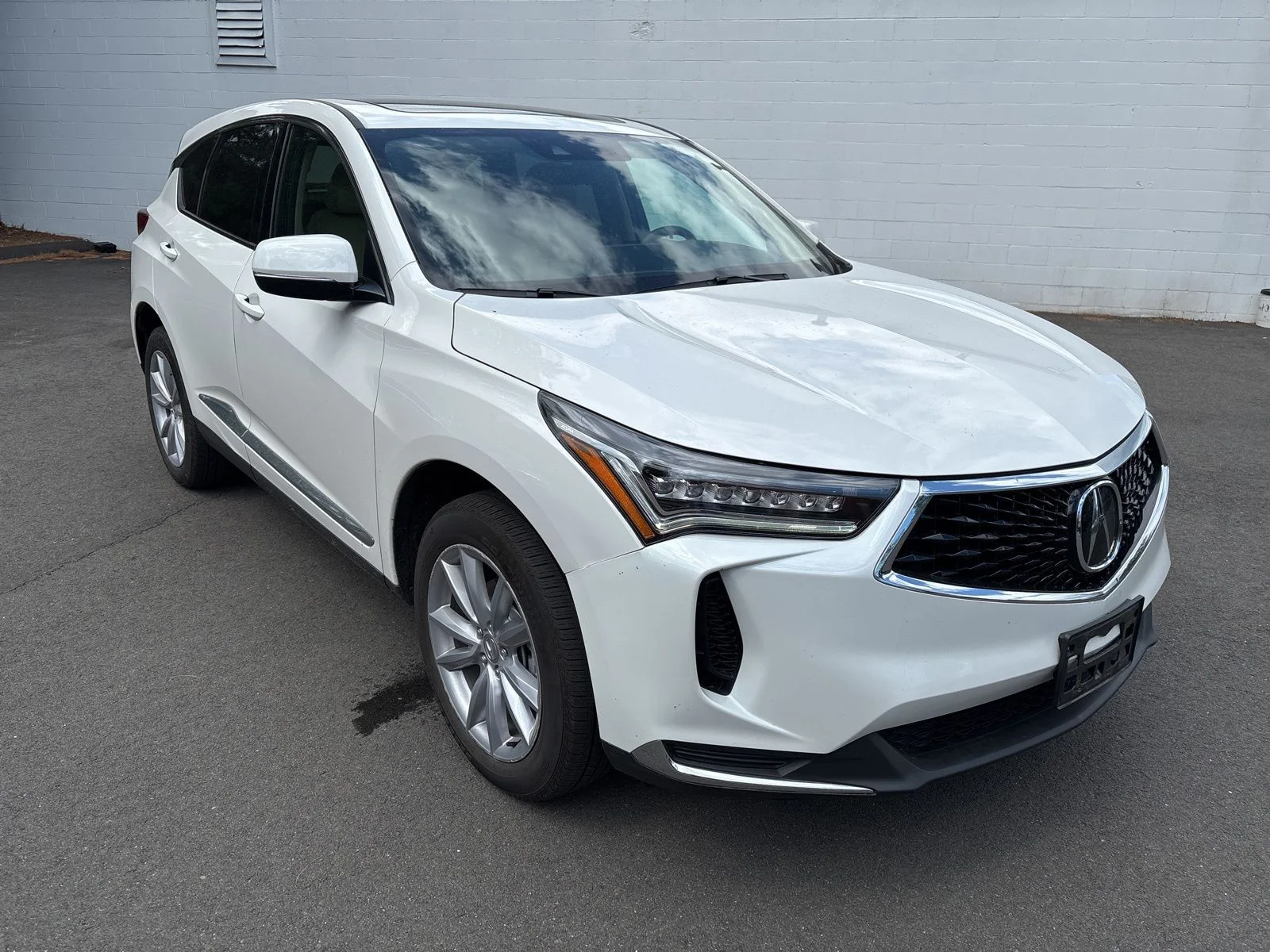 Certified Used 2023 Platinum White Pearl Acura SH-AWD image 3