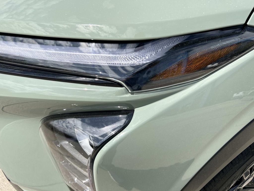 New 2026 Cacti Green Chevrolet ACTIV image 10