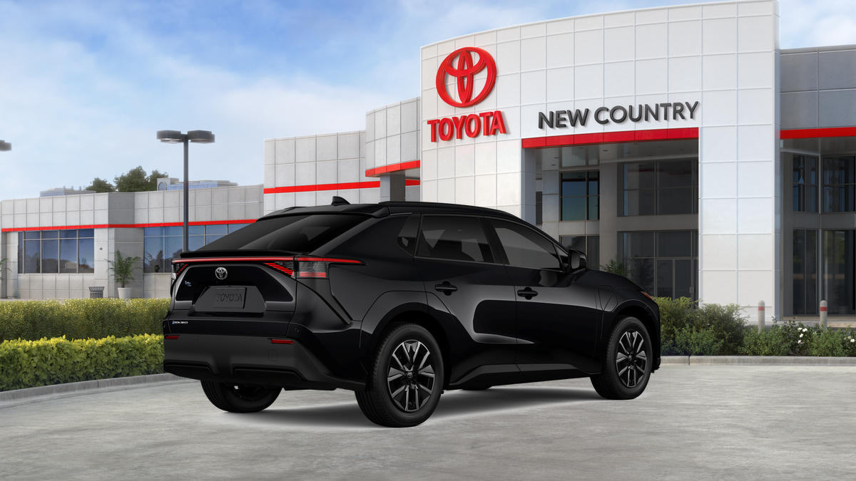 2026 Toyota bZ XLE - Photo 17