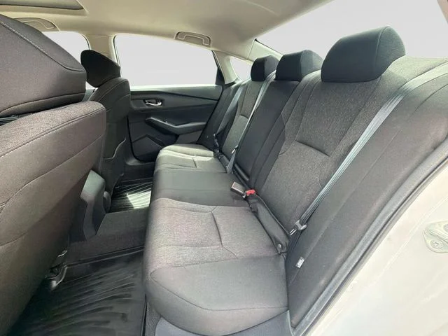 Used 2024  Honda EX image 17