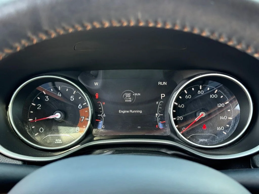 Used 2019 Red Jeep Limited image 17