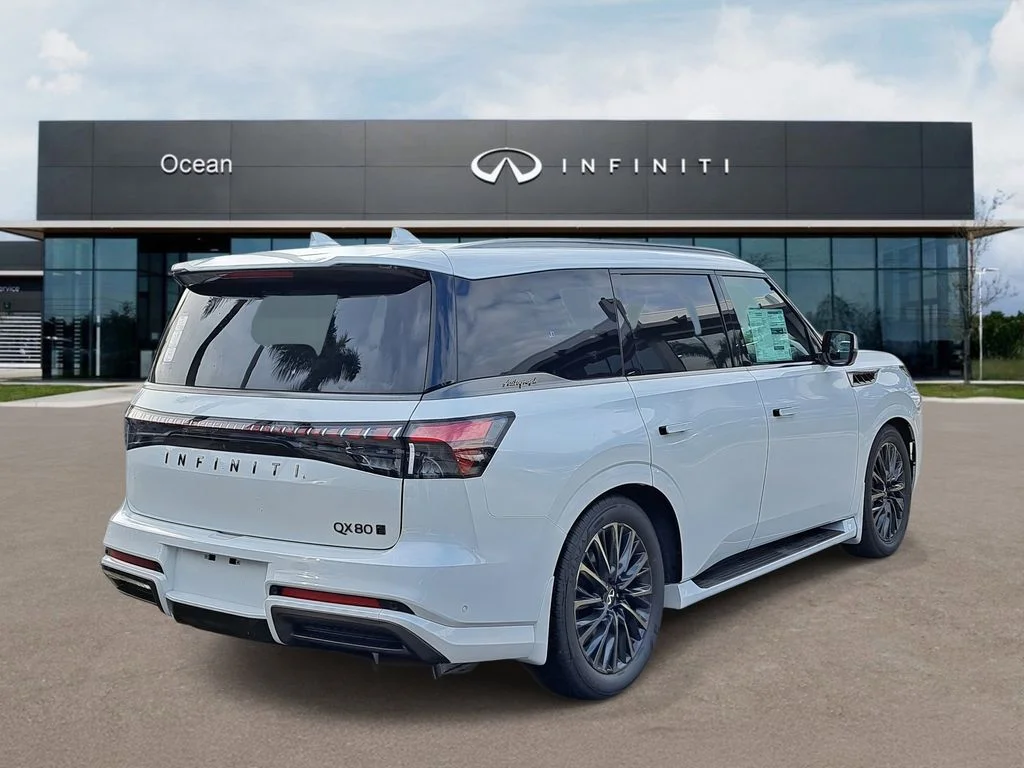 New 2026 RADIANT WHITE INFINITI Autograph 4WD image 3