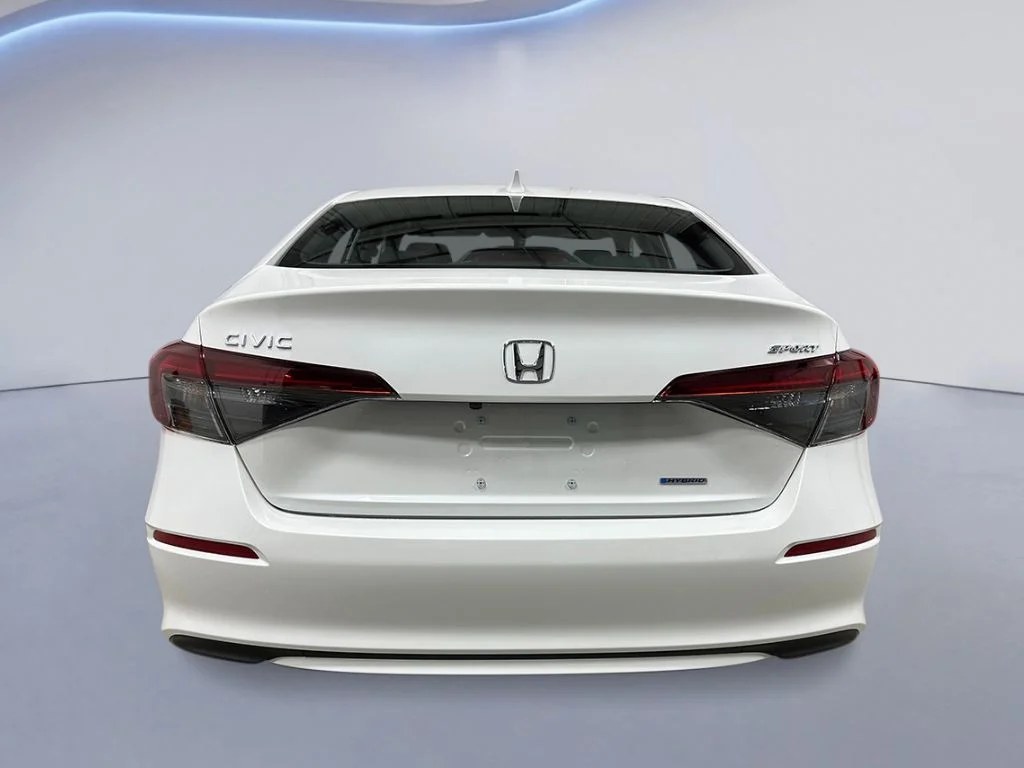 New 2026 Platinum White Pearl Honda Sport 2.0 image 4