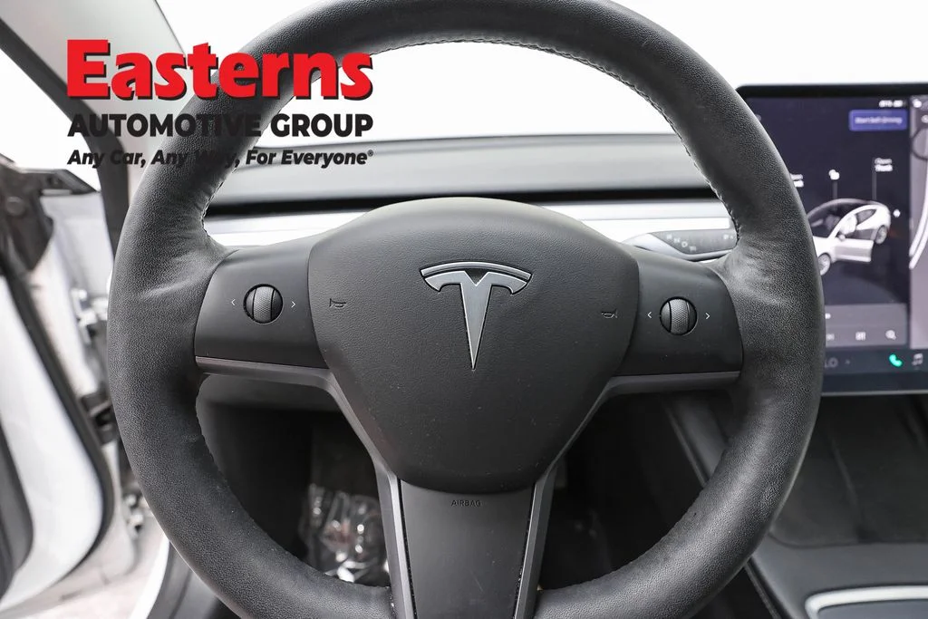Used 2021 White Tesla Long Range image 10