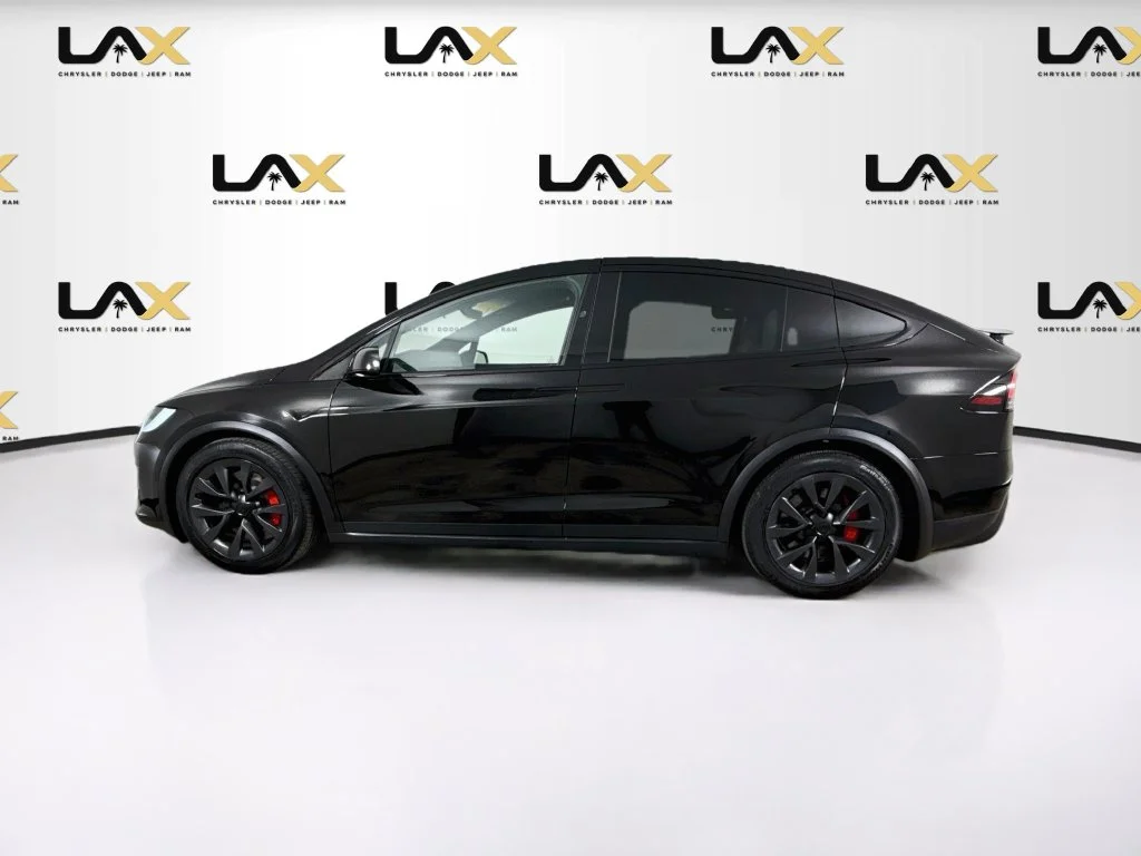 Used 2024 Black Tesla Plaid image 4