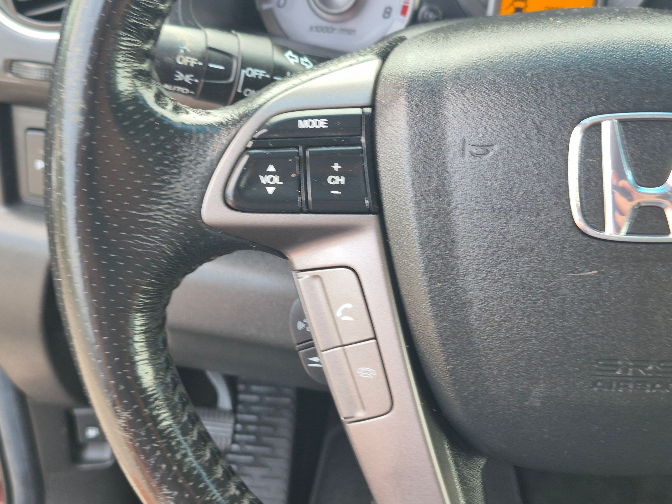 Used 2012 Maroon Honda Touring image 18