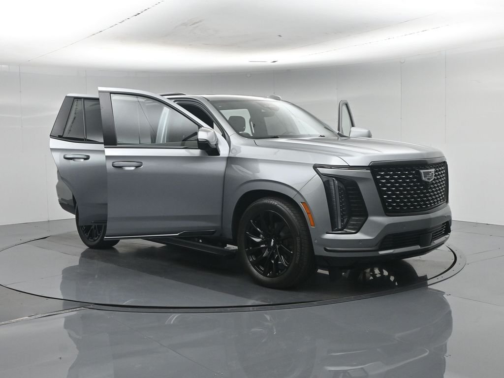 Used 2025 Silver Cadillac Premium Luxury image 40