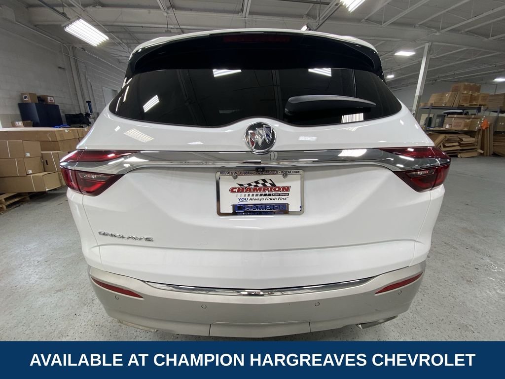 Used 2020 Summit White Buick Essence image 40