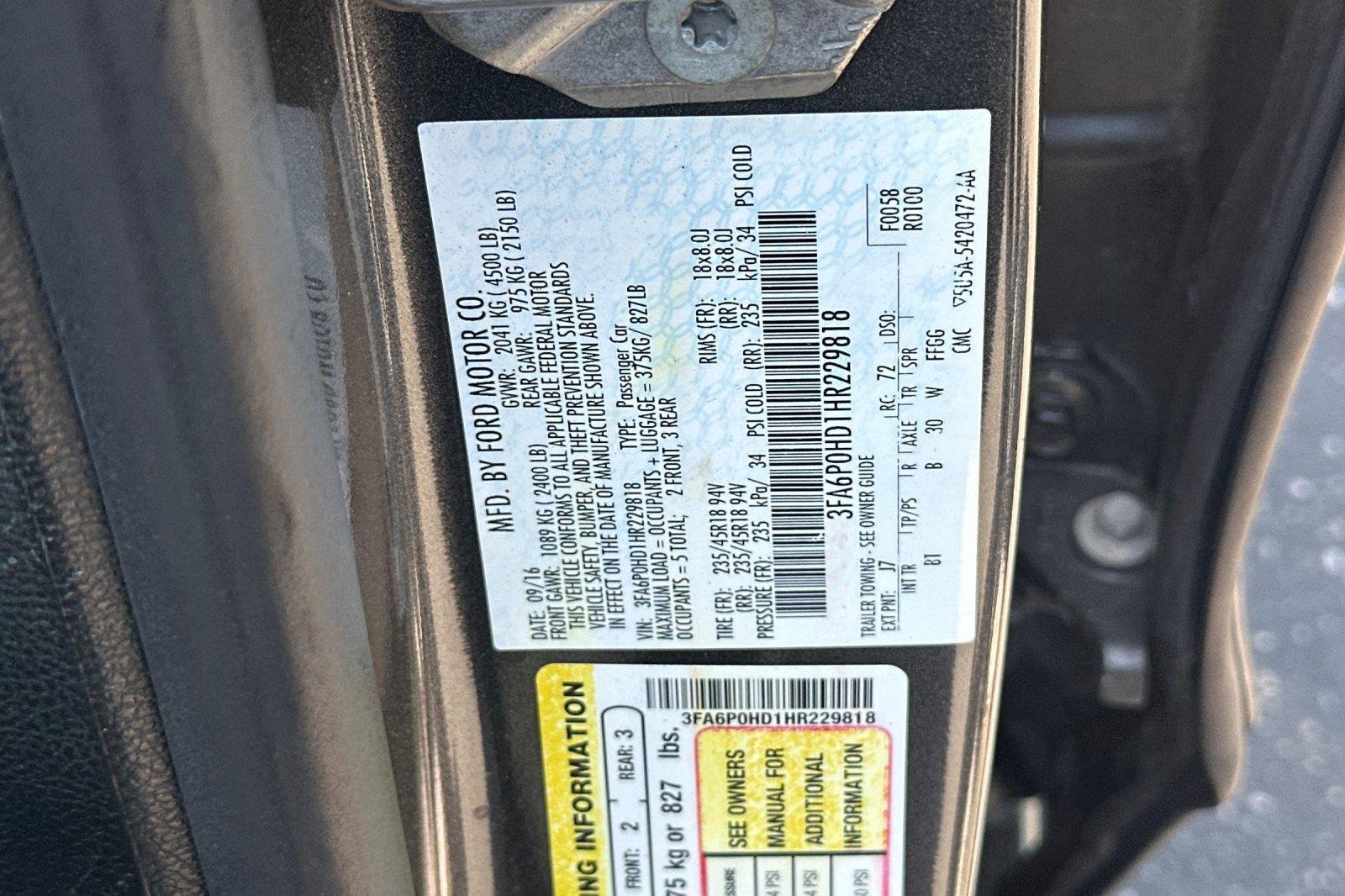 Used 2017 Magnetic Ford SE image 27