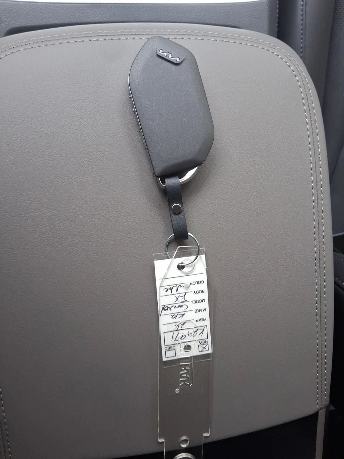 New 2026 White Kia EX image 27