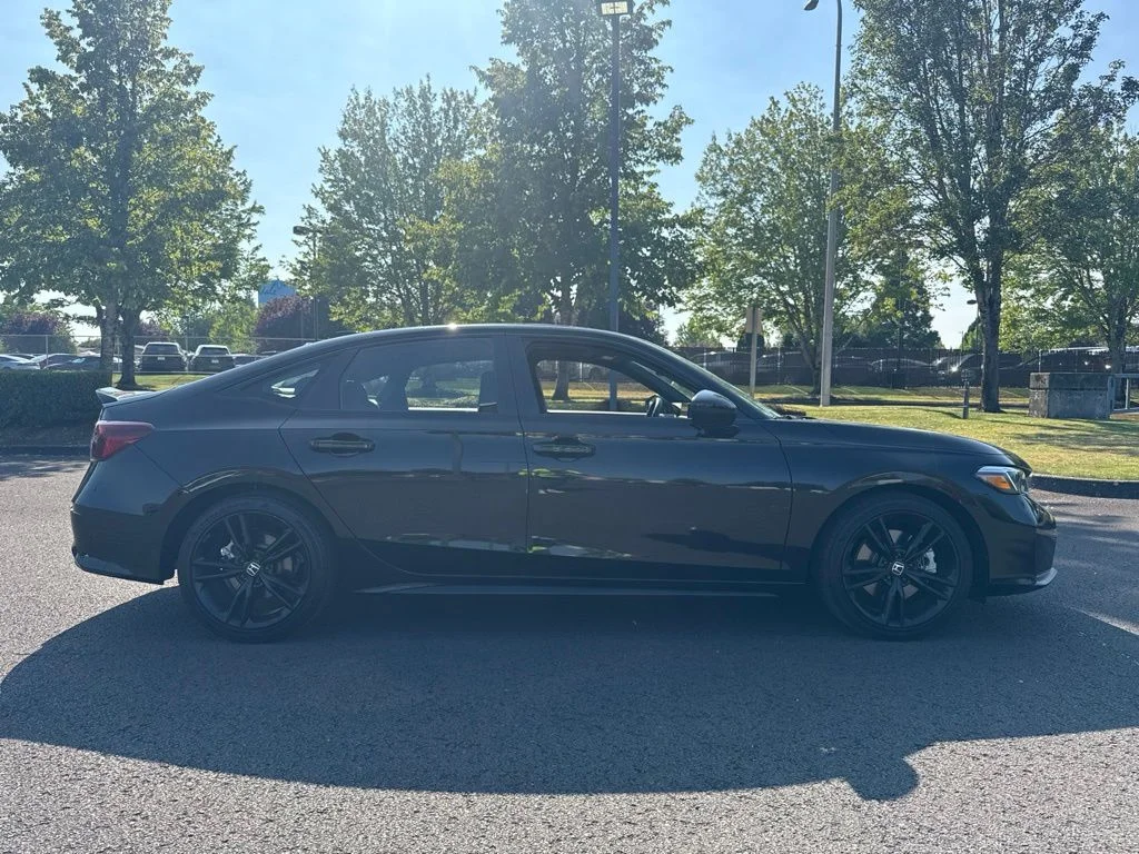 Used 2025 Crystal Black Pearl Honda  image 8