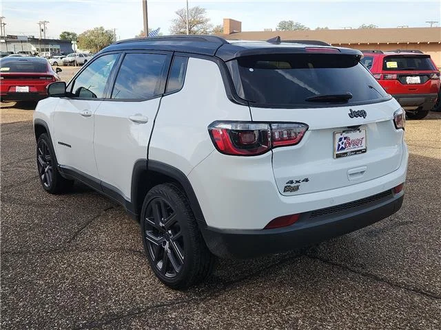 Used 2026 White Jeep LIMI image 3