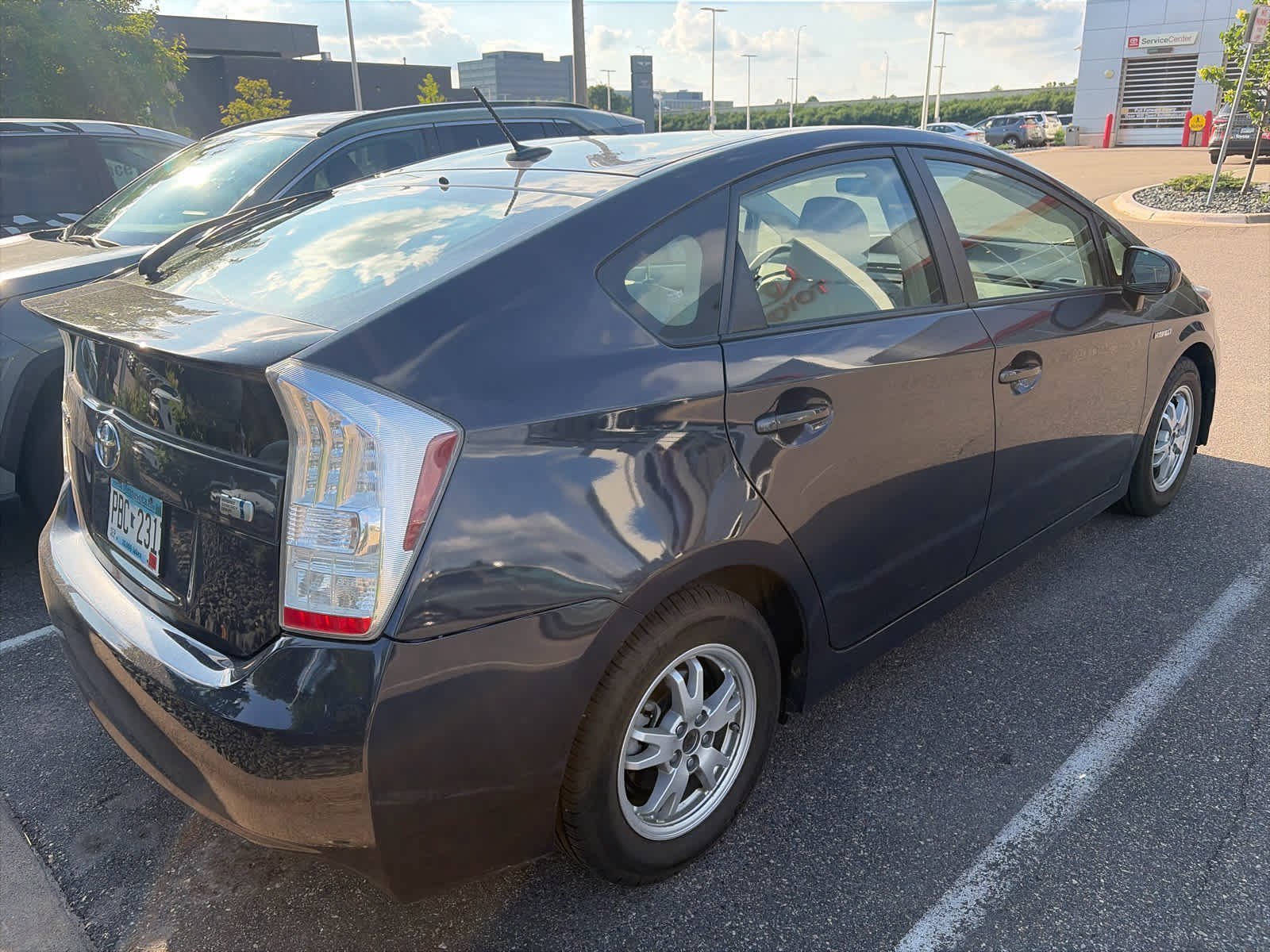 Used 2011 Winter Gray Metallic Toyota II image 6