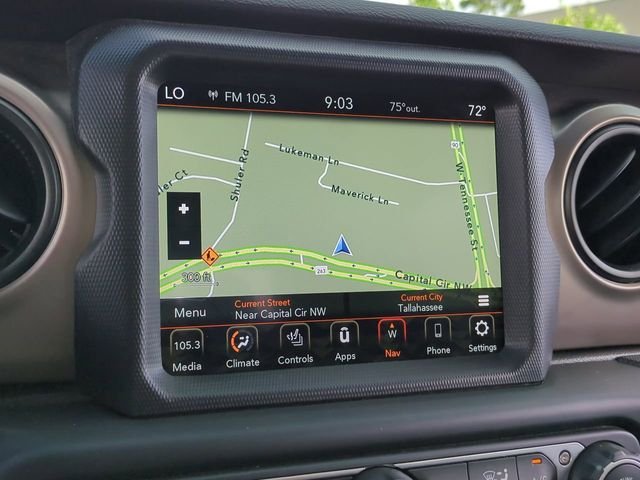 Used 2020 Silver Jeep Sport image 21