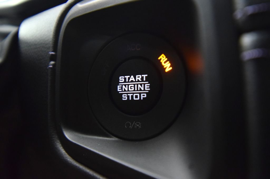 New 2026 Bright White Clearcoat Jeep  image 26