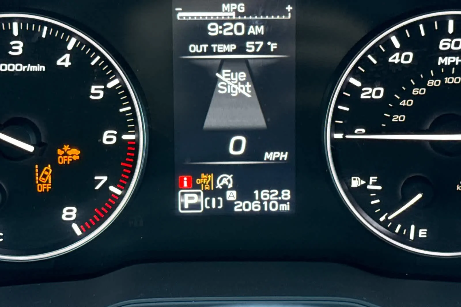 Used 2025 Crystal White Pearl Subaru Premium image 28