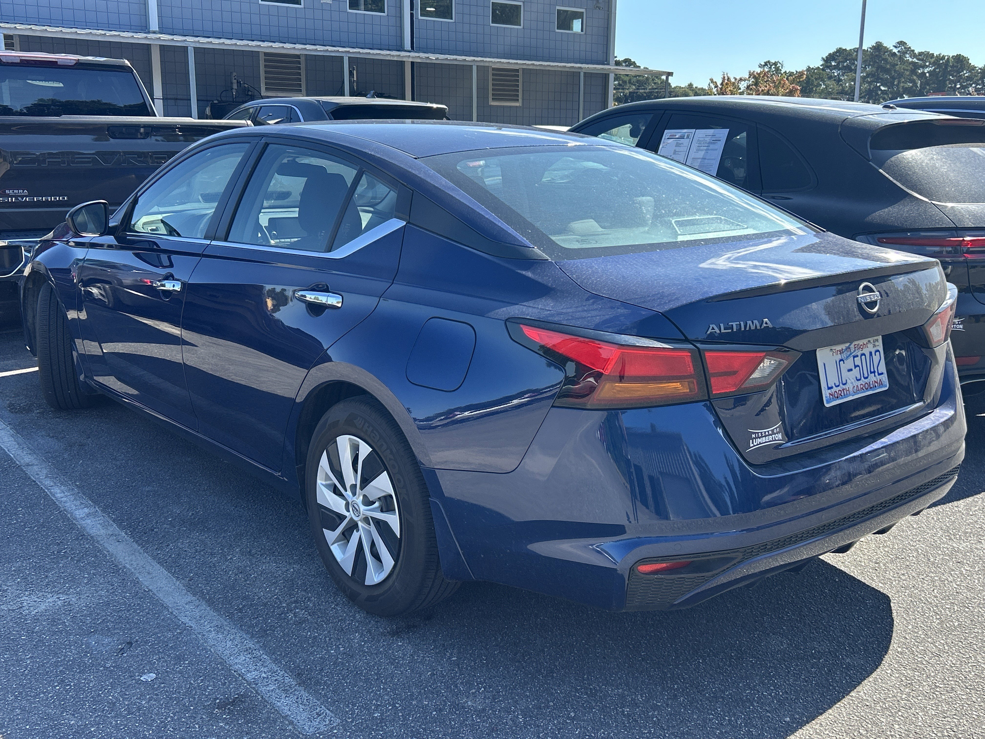 Used 2024 Deep Blue Pearl Nissan  image 3
