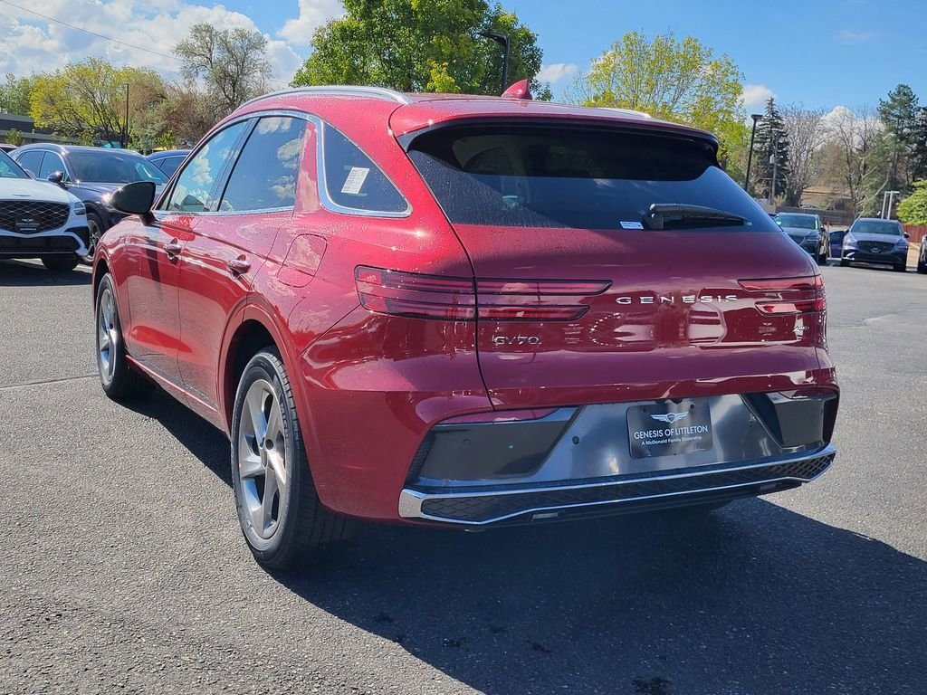 New 2026 Red Genesis 2.5T Select image 8