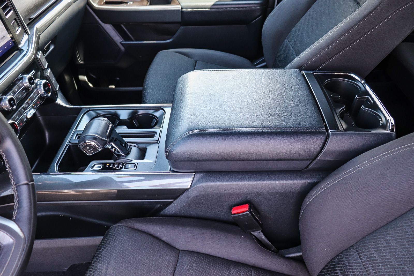 Certified Used 2023 Avalanche Ford XLT image 19