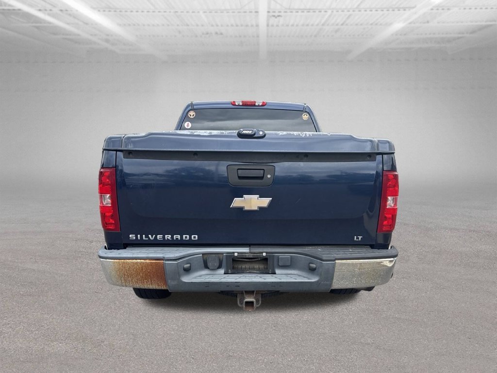 Used 2009 Blue Chevrolet LT image 5