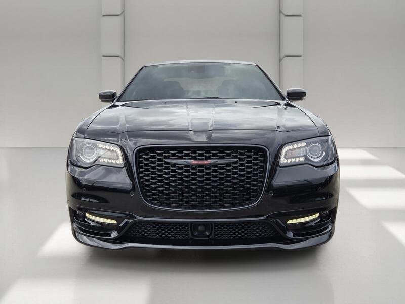 Used 2023 Gloss Black CHRYSLER 300S RWD image 8
