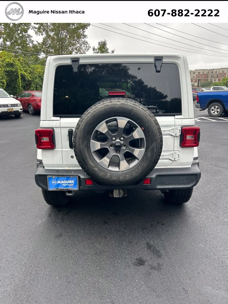 Used 2019 White/off-white Jeep Unlimited Sahara image 5