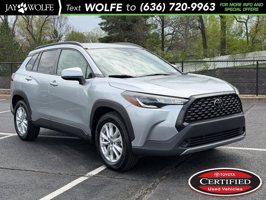 2022 Toyota Corolla Cross LE