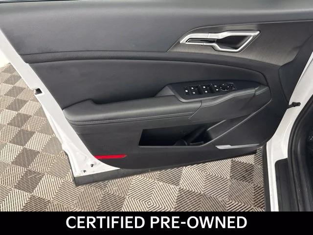 Used 2026 White Kia X-Line image 24