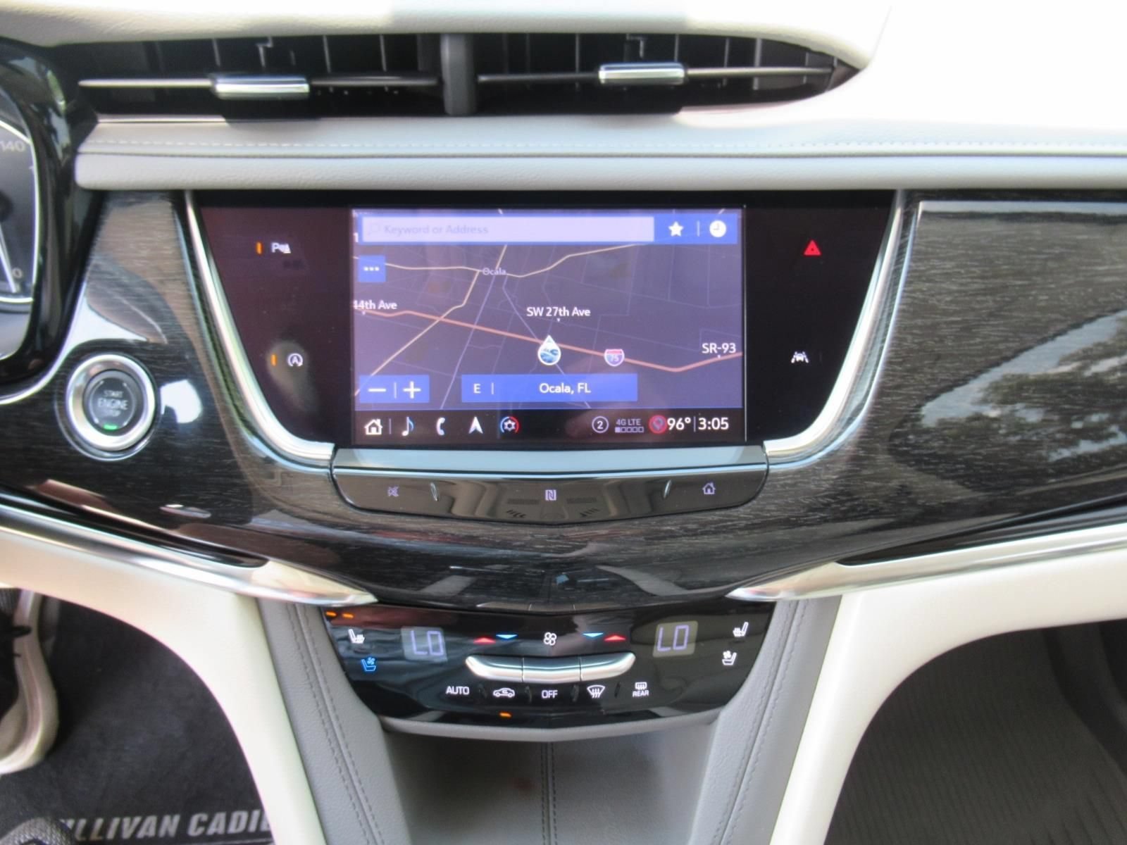 Used 2020 RED HORIZON TINTCOAT Cadillac FWD Premium Luxury image 27