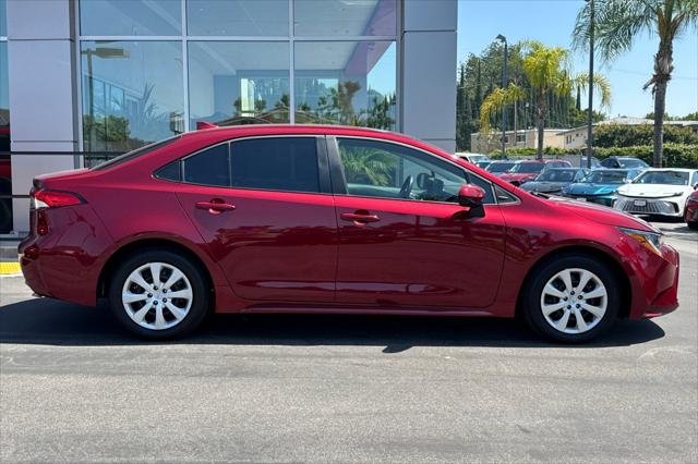 Certified Used 2025 RED MC. Toyota  image 4