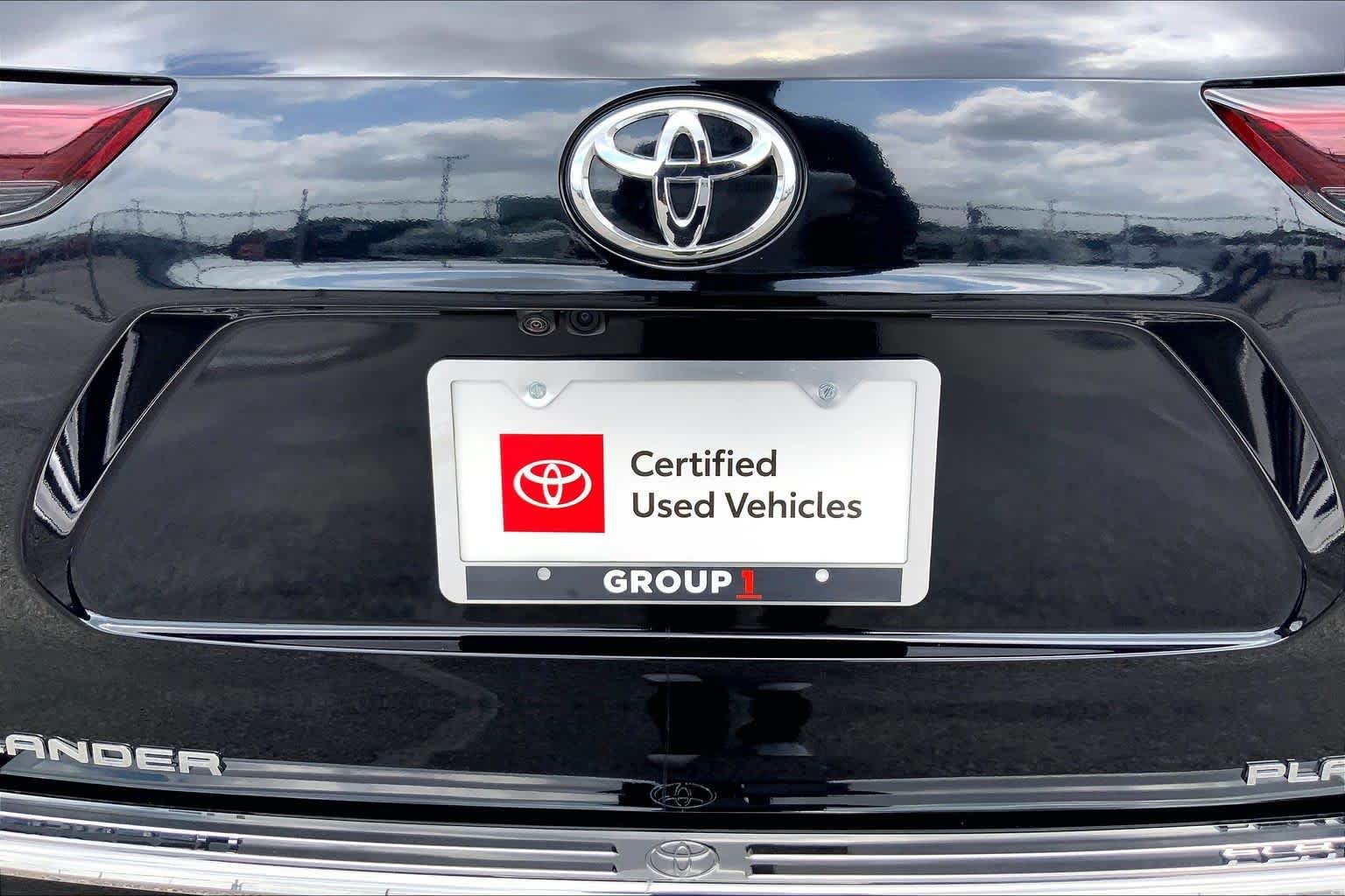 Used 2026 Midnight Black Metallic Toyota Hybrid Platinum image 10