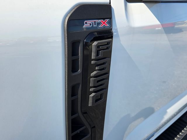 2026 Ford F-350 Super Duty XL - Photo 11