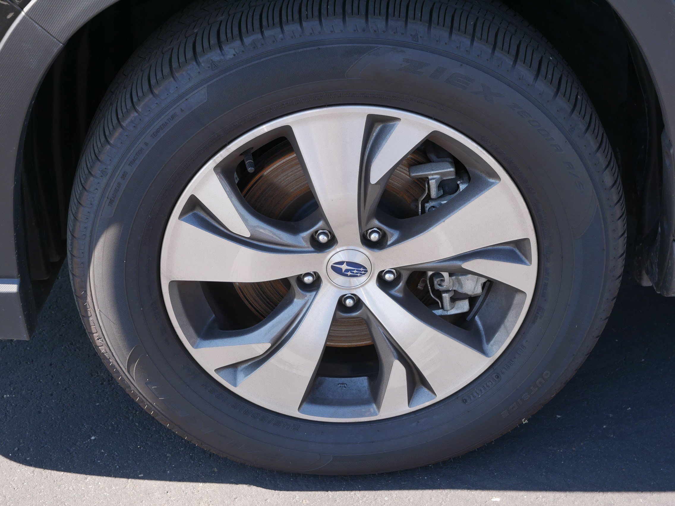 Certified Used 2025 Crystal Black Silica Subaru Premium image 15
